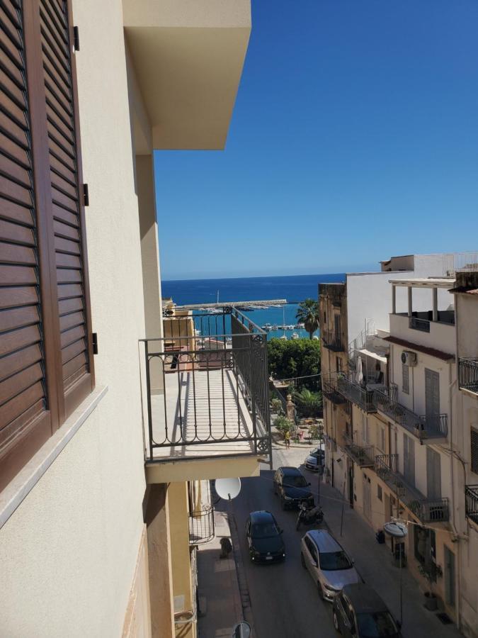 Апартаменты Palazzo Del Golfo Кастелламмаре-дель-Голфо Экстерьер фото