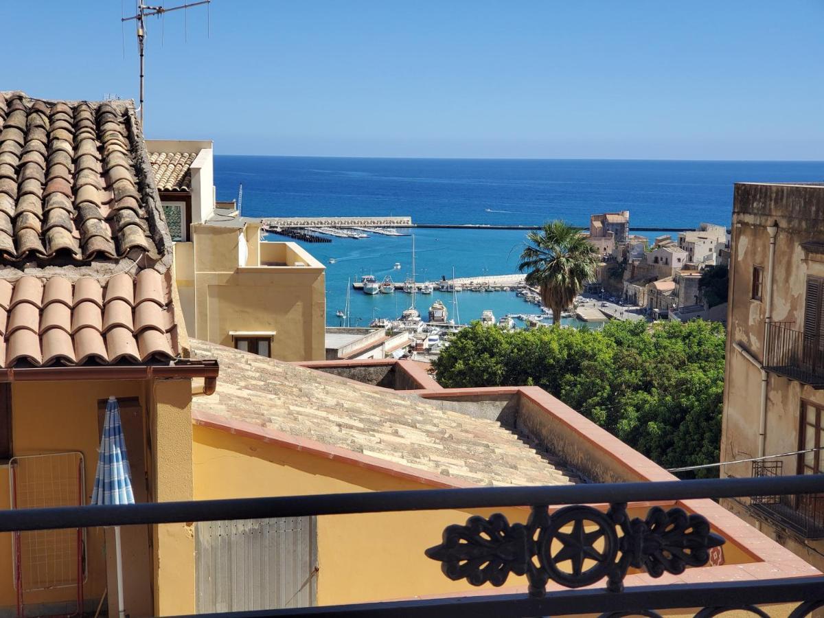 Апартаменты Palazzo Del Golfo Кастелламмаре-дель-Голфо Экстерьер фото